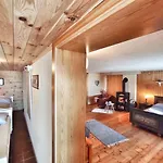 Huette Gerlitzen Regiojet Hotels&cottages Alpstuga *